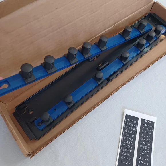 New Ernst 2 Rail Twist Lock Socket Boss 18", Blue - 3/4" - Picture 10 of 12